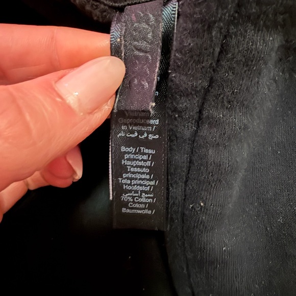 SKIMS Cotton Fleece Cropped Zip-Up Hoodie in Onyx - Picture 7 of 9